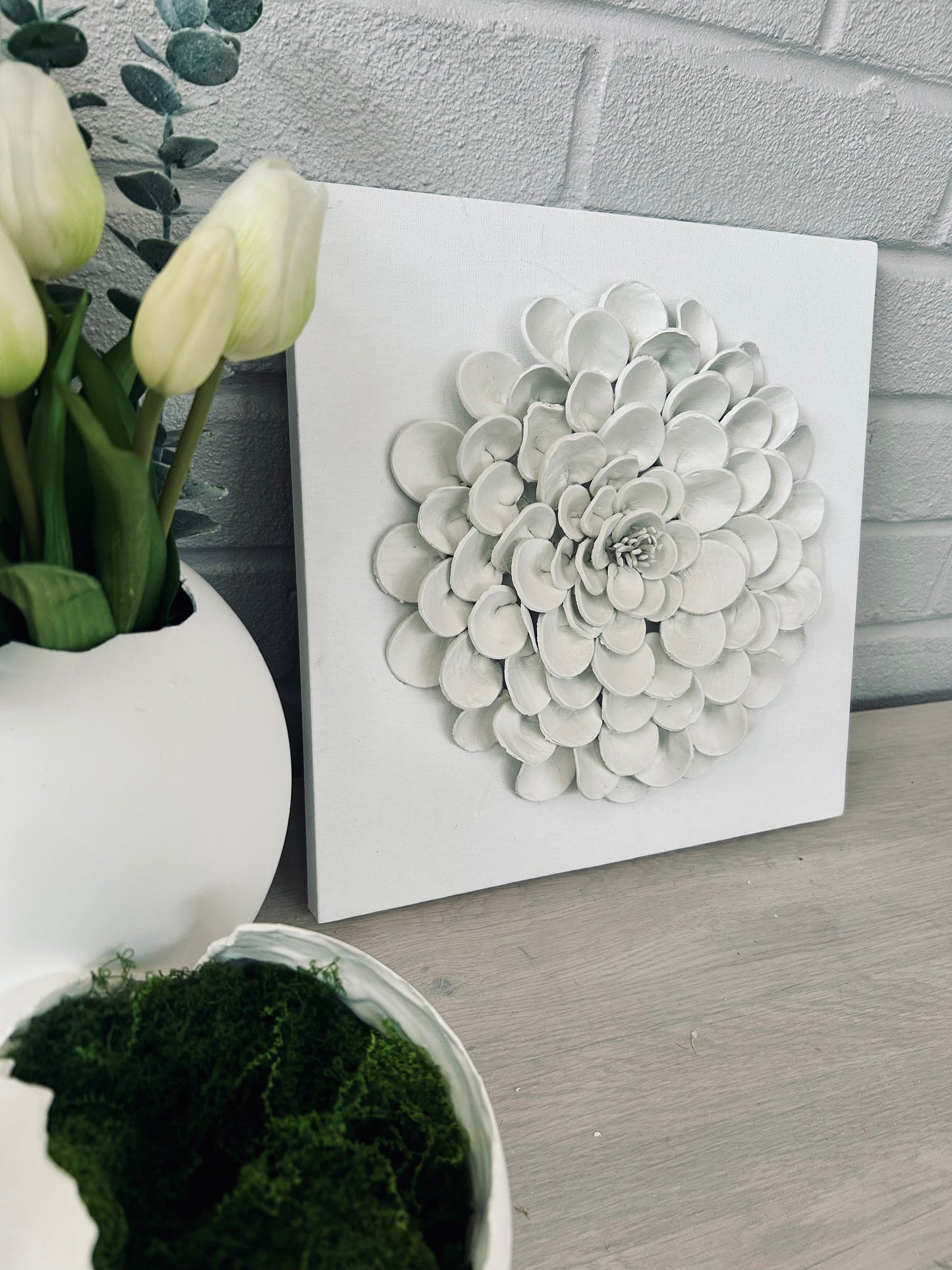 Small ivory bloom