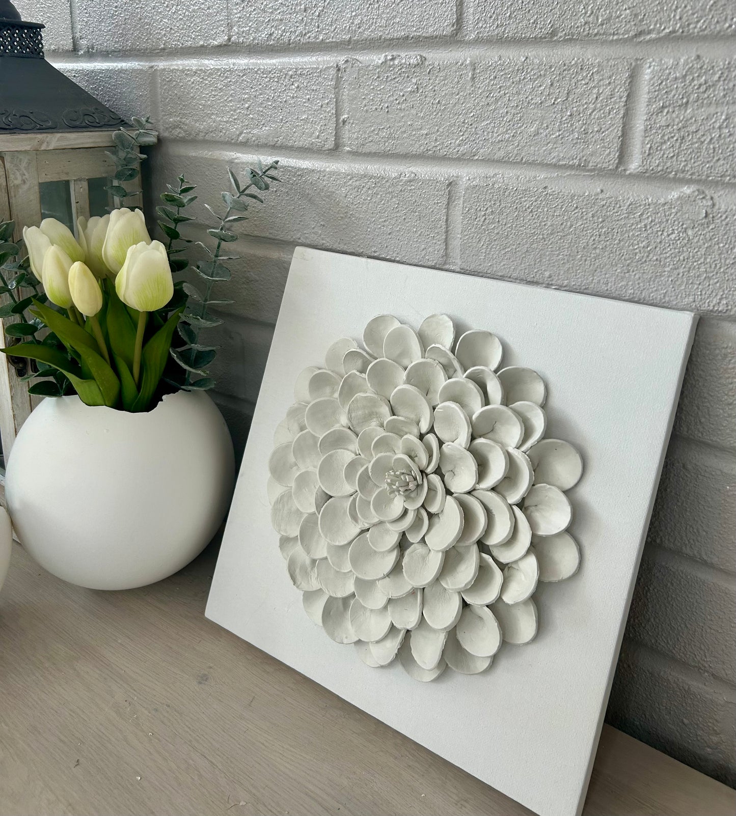 Small ivory bloom