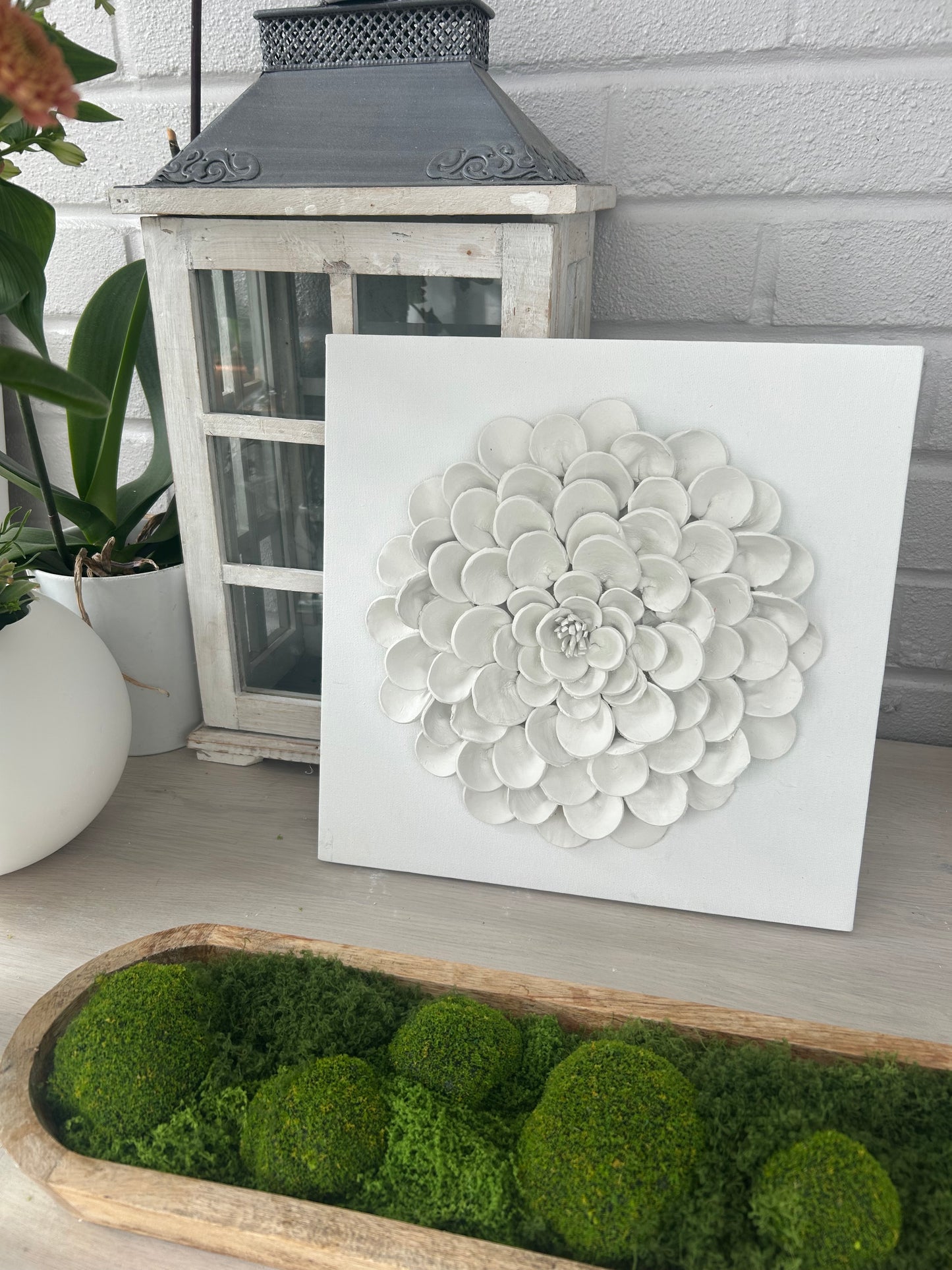 Small ivory bloom